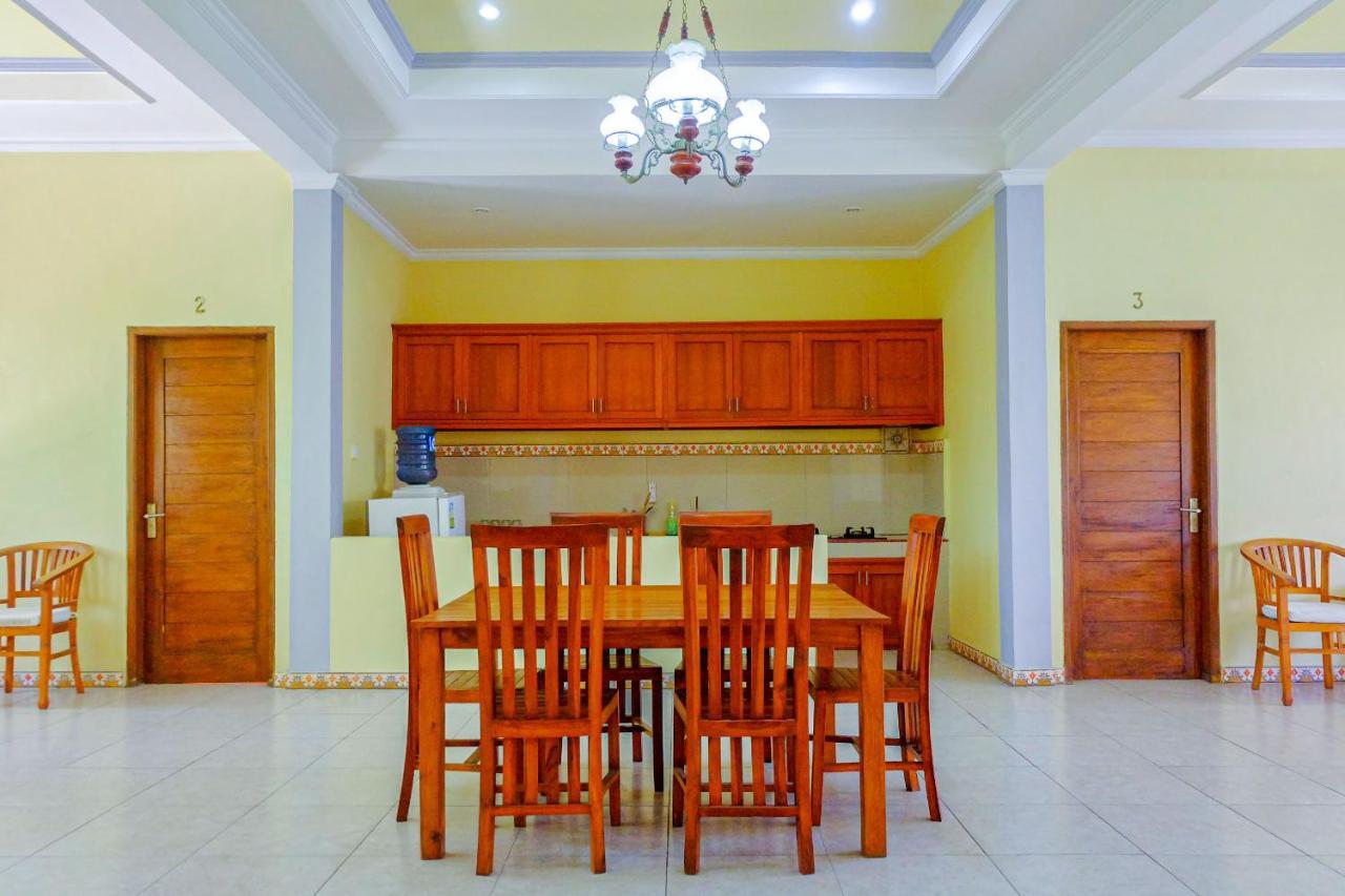 Adi Homestay Canggu Exterior foto